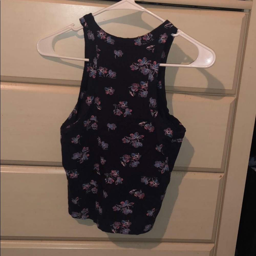 Halter Razorback casual shirt! - Picture 2 of 2